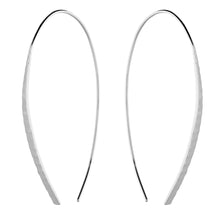 Load image into Gallery viewer, Sterling silver diamond cut tapered bar pull through earrings
